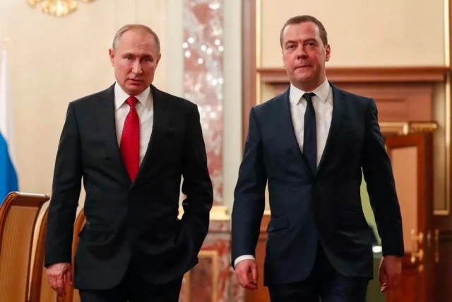 Медведева назначили на новую должность