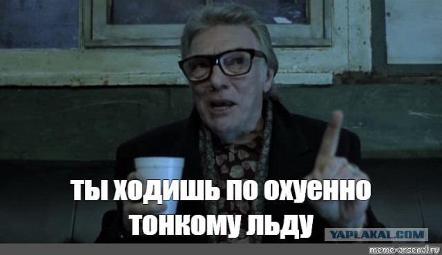 Знаменитое фото: Семья встречает пилота из плена - неожиданная история