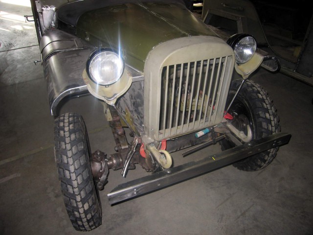 Выставка военных автомобилей. ПО "Ленрезерв", СПб.