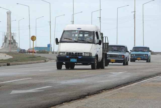 Наши на Кубе (авто)