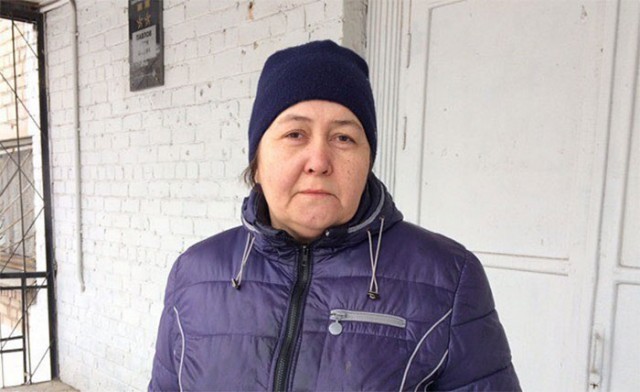 Это Ася Качесова. Она кормила волонтеров и спасателей, которые разбирали завалы рухнувшего дома в Магнитогорске