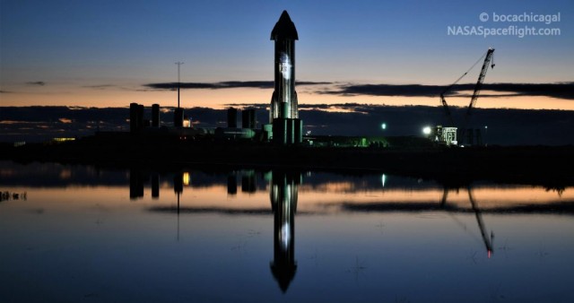 Илон Маск пообещал доставить человека на Марс в ближайшие шесть лет