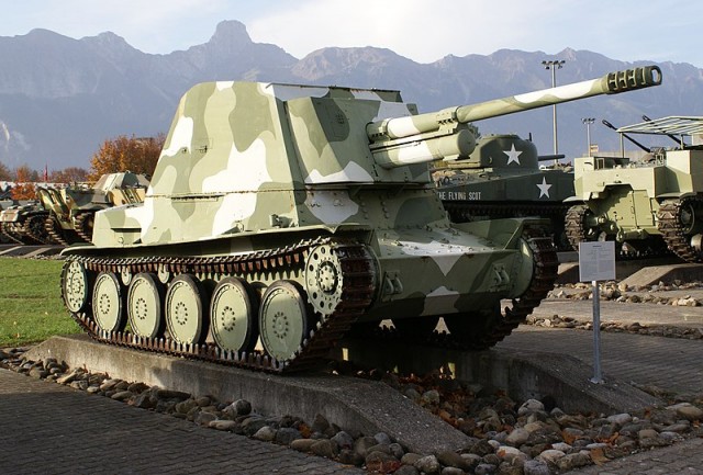 StuG III под кличкой "Гадюка", самая массовая в производстве с которой пришлось встретиться нашим дедам.
