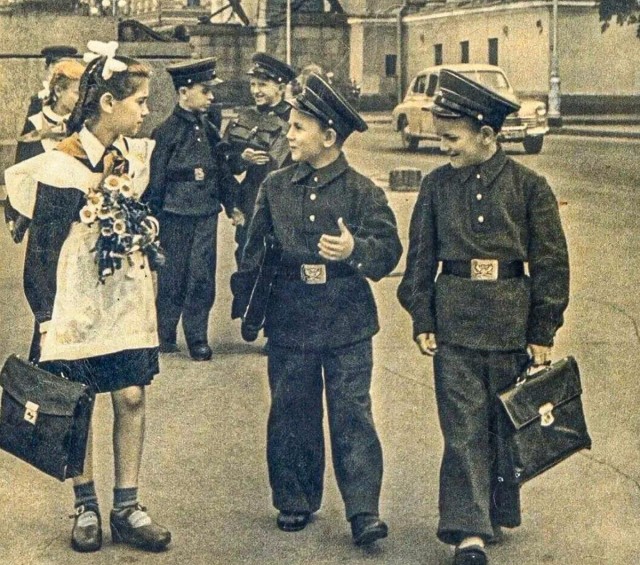 Секреты советской школьной формы