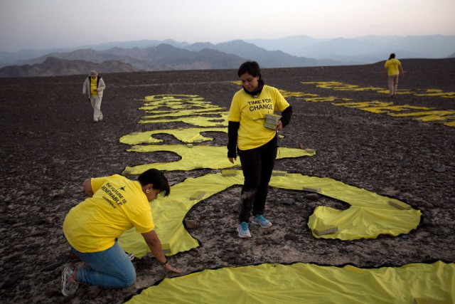 Активисты GREENPEACE, осквернили