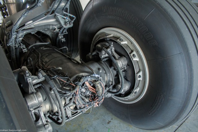 AIRBUS А380 в деталях