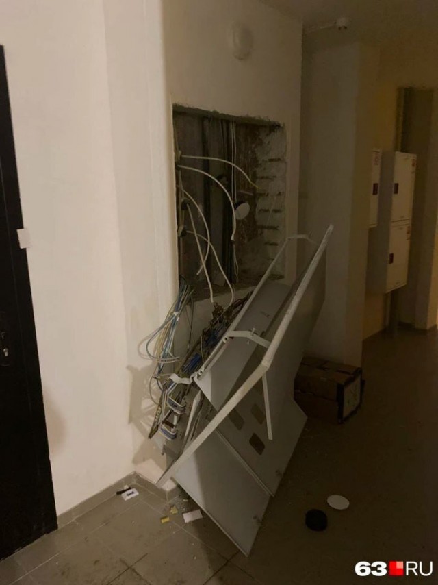 Прелести жизни в "сиротском доме"