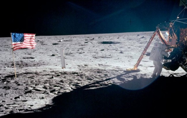 Удивительные факты, о которых никто никогда не говорил Вам о первой посадке на Луну