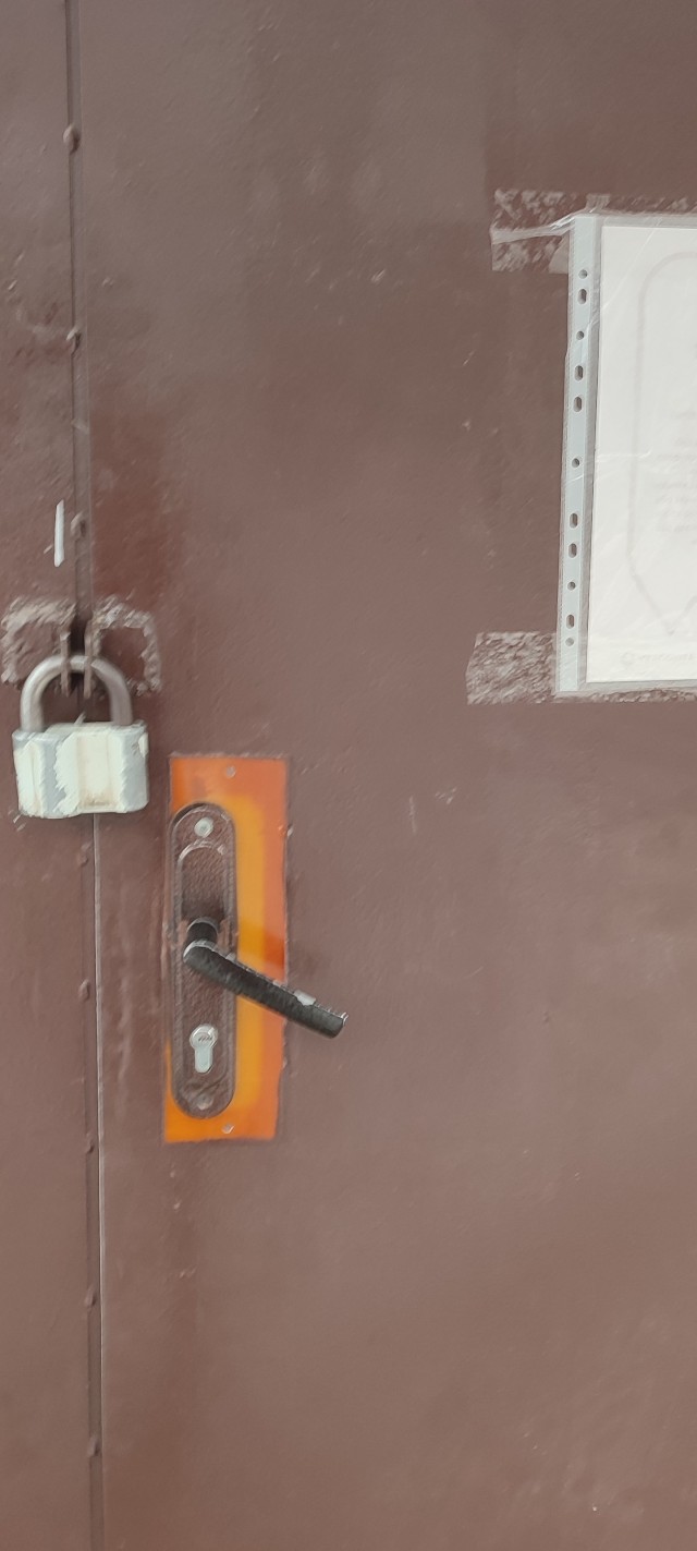 Это пешеходный переход возле конного рынка в Харькове