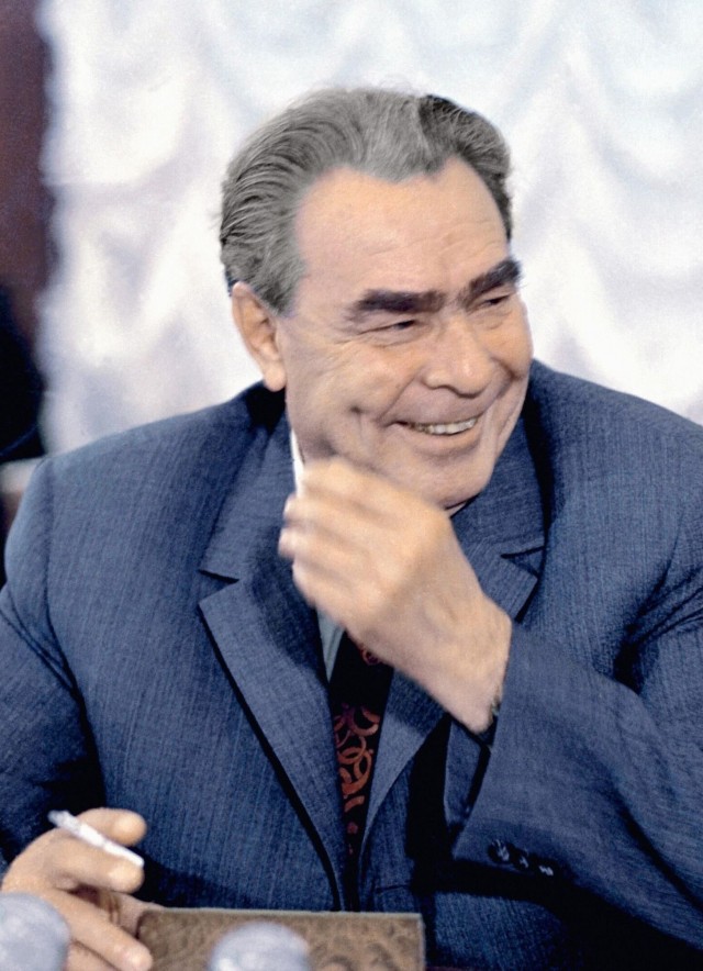Мужчина, задержанный за желто-синюю одежду на 9 Мая, оказался индуистом