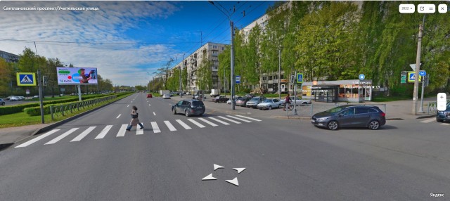 Под ноги надо смотреть, а не ворон считать...