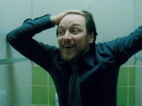 Колдун-инвалид своровал пенис случайного прохожего за что был избит.