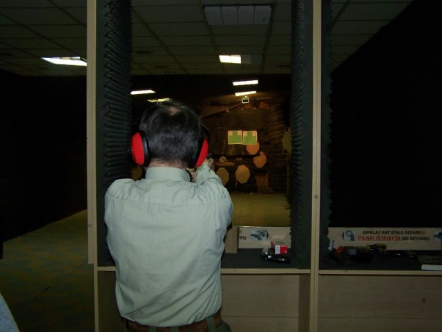 Стрельба из боевого оружия