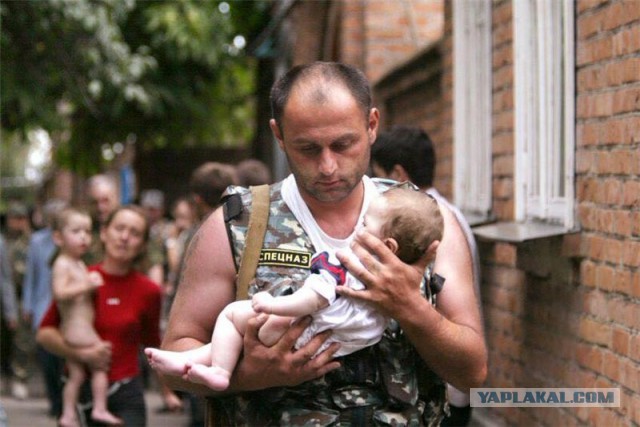 Спецназовец, спасший ей жизнь, и девочка-младенец, 11 лет спустя