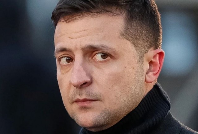 Президент Украины Владимир Зеленский был вывезен в бункер, потому что российские войска приближаются к Киеву