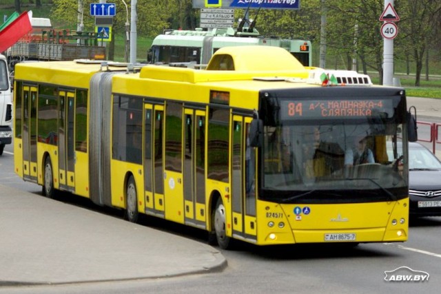 290 л.с., «автомат» и возможность перевозки 32 пассажиров. Состоялся публичный показ полноприводного автобуса КамАЗ-6250