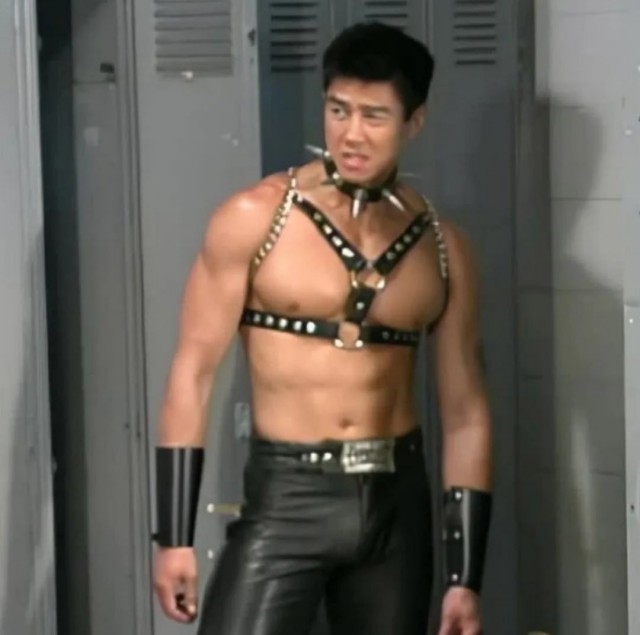 Подростки забыли «стоп-слово» и получили от сотрудников квеста в Петербурге по полной