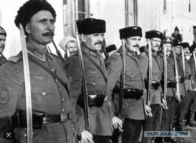 - Я боялся пафоса. Обошлось. Именно такой парад и был нужен
