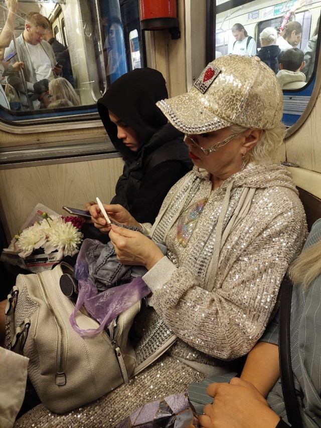 Модники из российского метрополитена