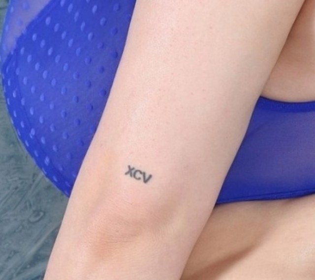 Настя из Душанбе. Хорошо готовит, хочет познакомиться