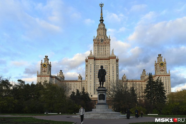 10 самых дорогих ВУЗов Москвы: Сколько стоит обучение в 2025 году