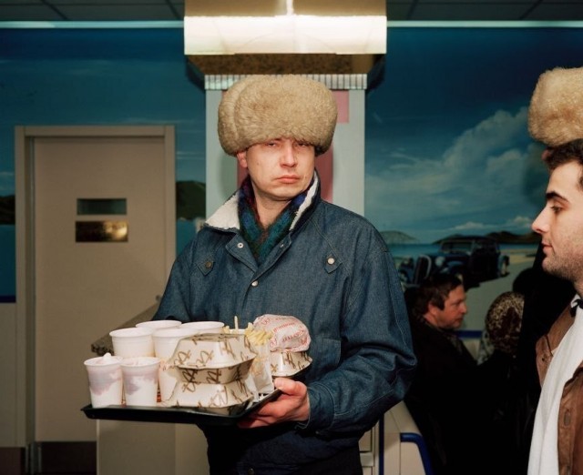 Умер Мартин Парр, один из самых известных в мире фотографов-документалистов