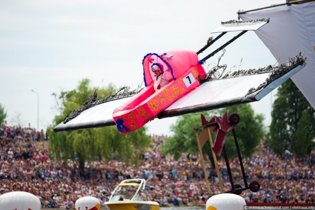 "Кузькина мать" и Red Bull Flugtag 2010
