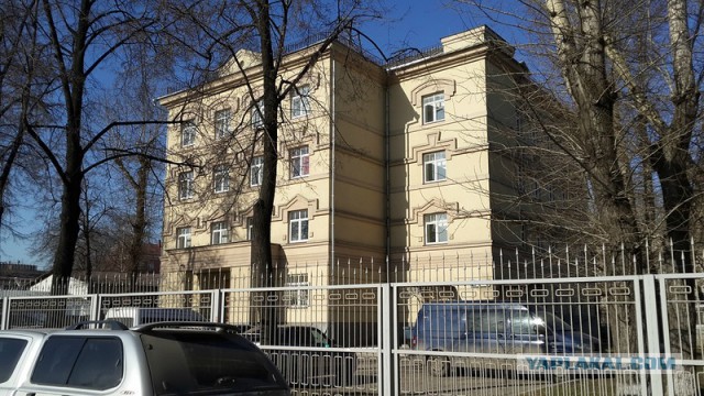 Как правильно утеплить свой дом и при этом облицевать его искусственным камнем