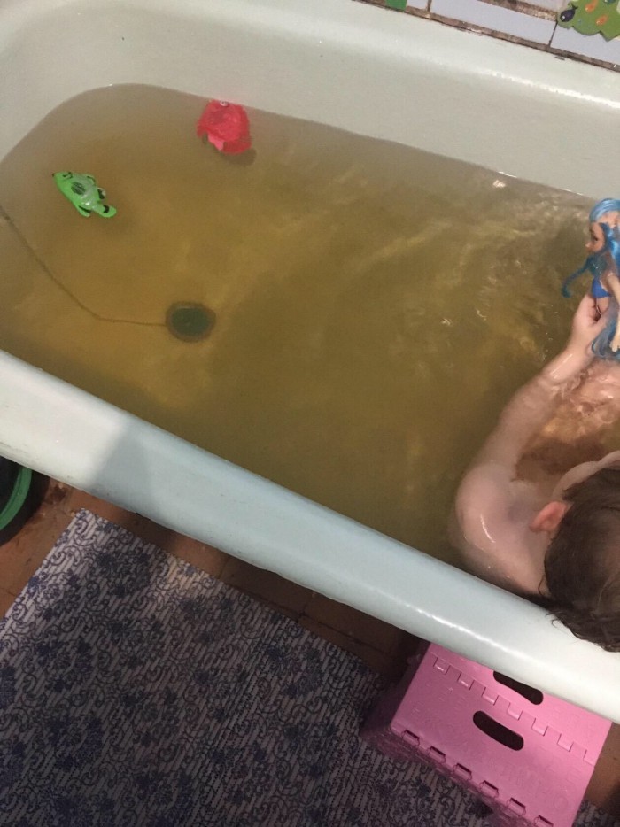 Вода, которую мы пьем. (Для людей со слабой психикой пожалуй 18+)