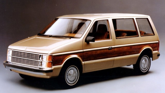 Второй триумф Ли Якокки и первый минивэн в истории: рождение Dodge Caravan