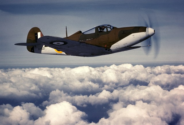 Р-39 Аэрокбра. Американская любимица сталинских соколов. История создания и основные модификации.