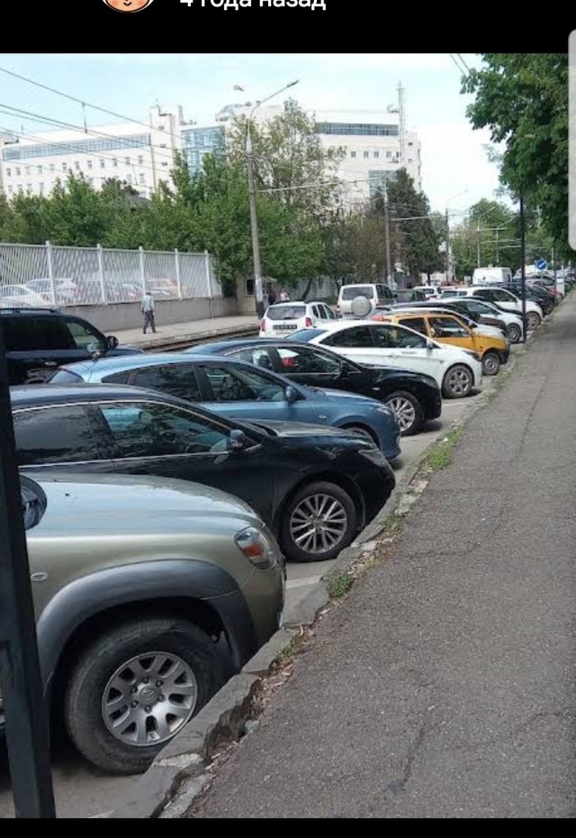 Платная парковка возле онкодиспансера