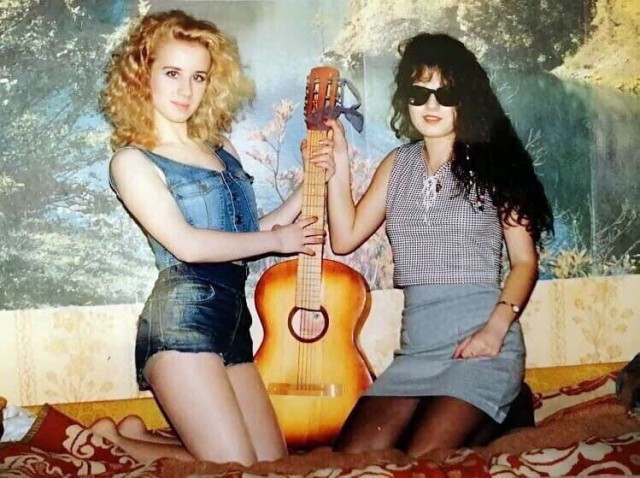 Девушки 90-х