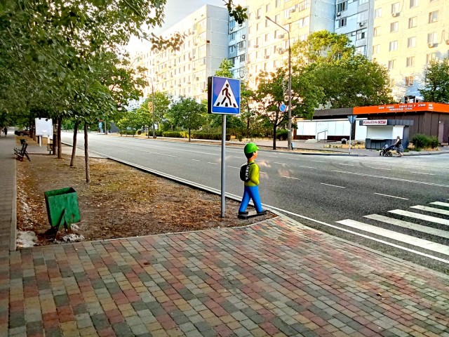 Прифронтовой город - Энергодар. Жизнь людей