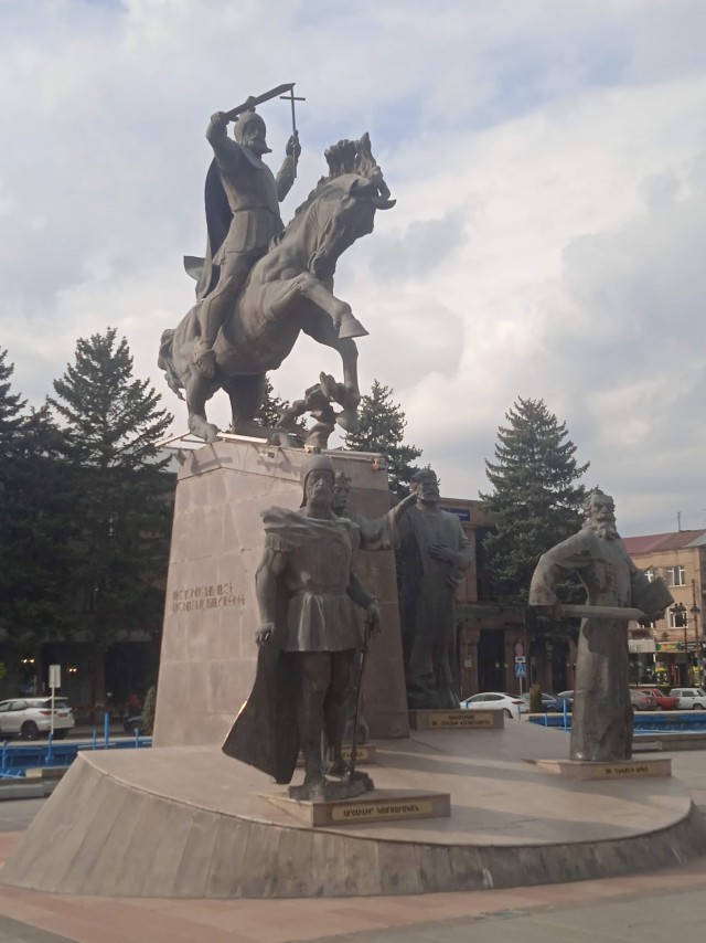 В Армению в октябре