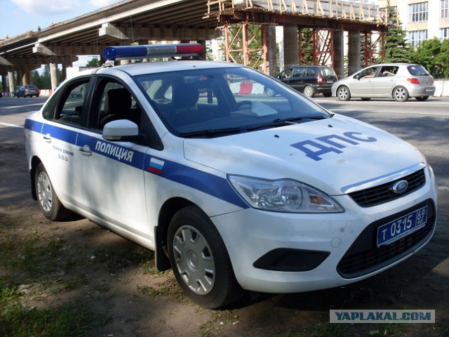 Полицейский спас автобус с детьми