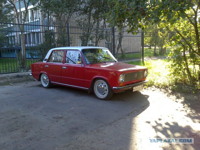 Уникальные авто в нашем дворе