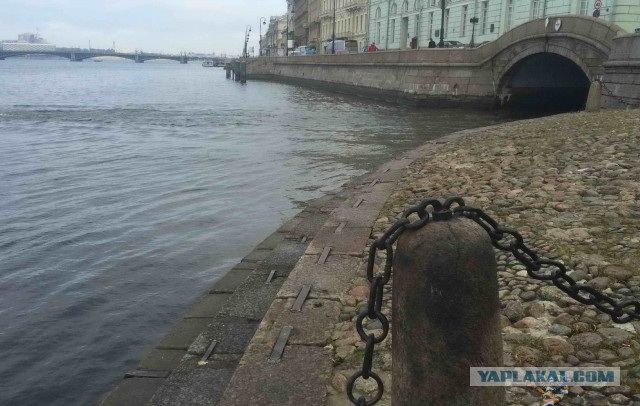 Беседка из к\ф "БРАТ". Фото, осень 2016.