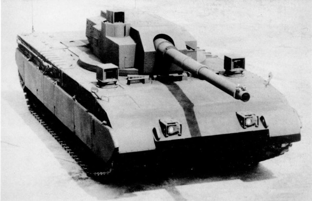 Нужен ли в современном танке автомат заряжания ?