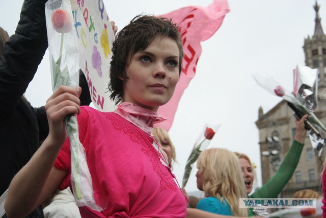 Основательница движения Femen Оксана Шачко покончила жизнь самоубийством в Париже