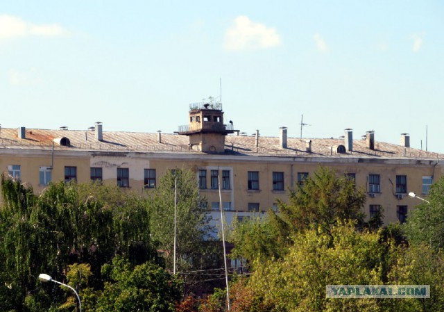 Зачем были нужны башни на сталинских домах и чем они всех пугали