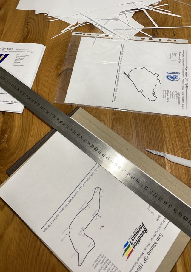 Мой вариант размещения коллекции болидов Формулы 1