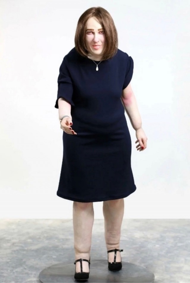 Эмма из офиса