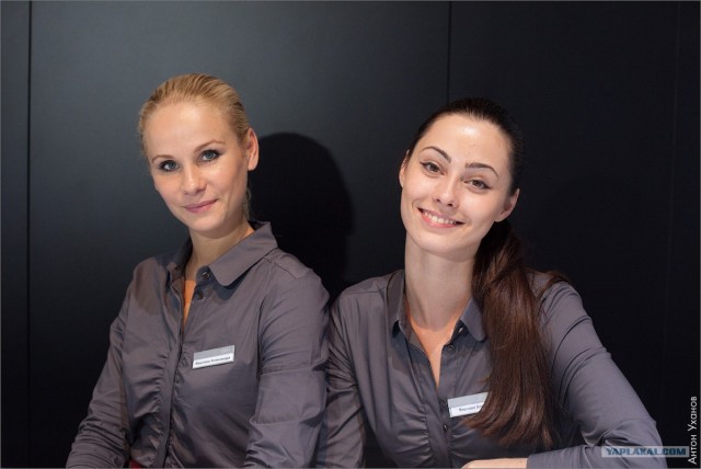 Девушки на ММАС 2012