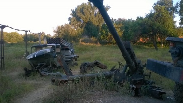 Луганск. Площадка с захваченной техникой ВСУ