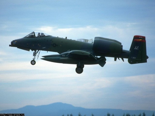 А-10: любимый штурмовик Чака Норриса