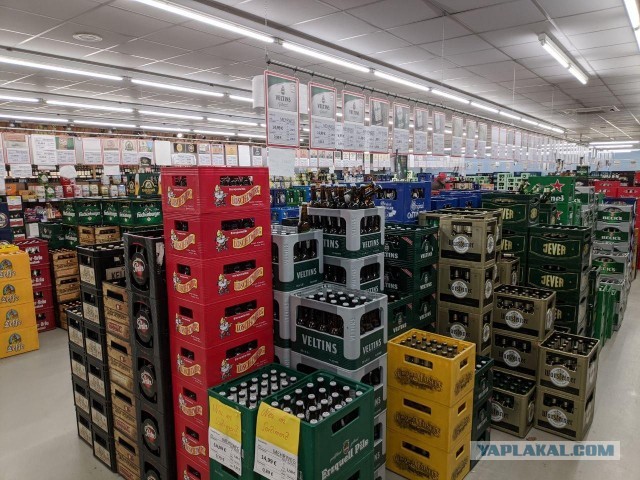 Загнивающая Европа. Что может купить несчастный немец в продуктовом магазине в центре Берлина на 20 евро