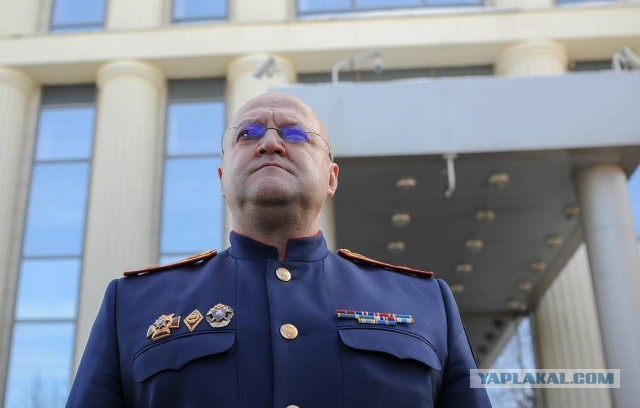 Мосгорсуд приговорил к 12 годам колонии экс-начальника столичного главка Следственного комитета генерала Александра Дрыманова