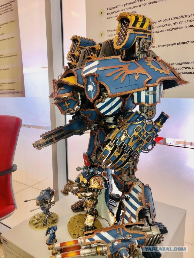 Warlord Titan. Сервиторим потихоньку