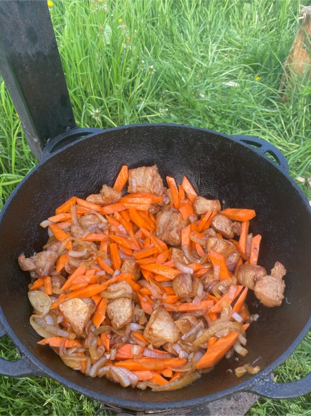 Рисовая каша со свининой
